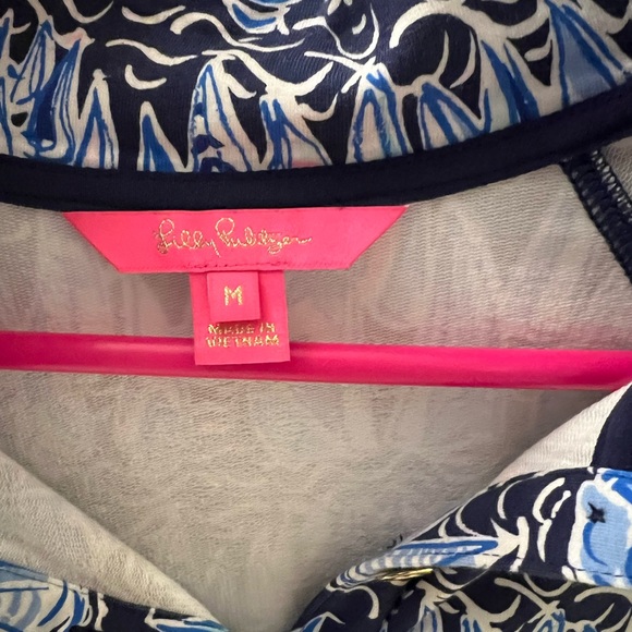 LILLY PULITZER Captain Sails & Stripes Pull Over - Picture 5 of 7